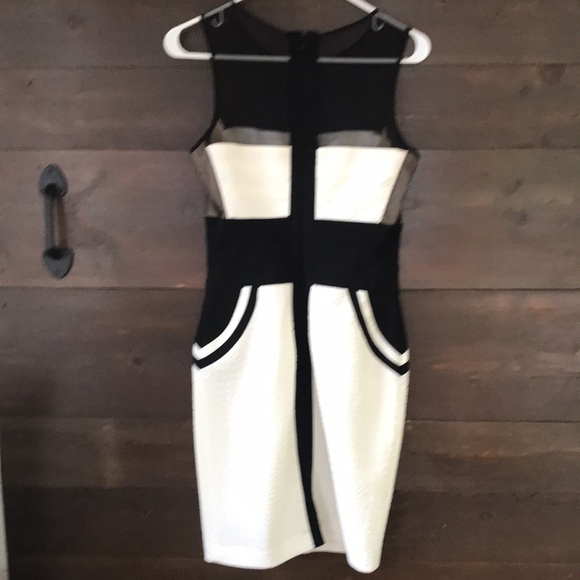 Party dress - Picture 5 of 6